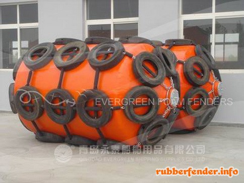 供应实心漂浮护舷 聚氨酯漂浮护舷 诚信永泰专业制造