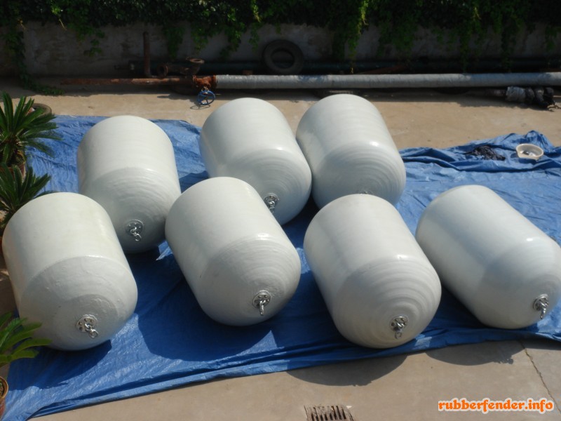 青岛海鹰船用漂浮护舷有限公司