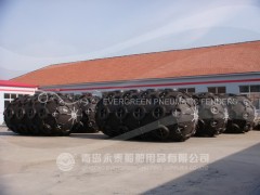 诚信永泰供应充气橡胶护舷码头船用护舷橡胶碰垫图2