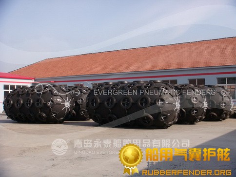 供应船舶碰垫充气橡胶护舷船舶靠球 诚信供应商永泰