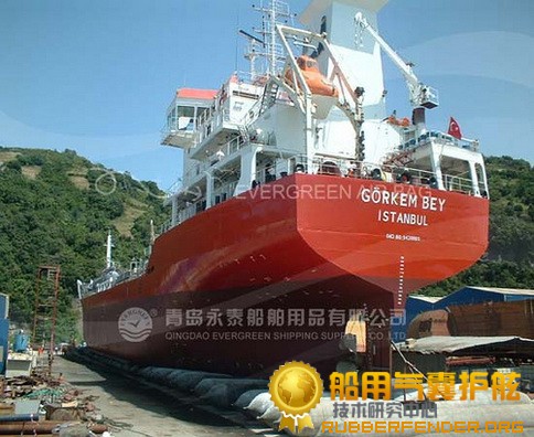 青岛永泰专业生产橡胶充气气囊船用气囊永泰气囊船舶下水气囊